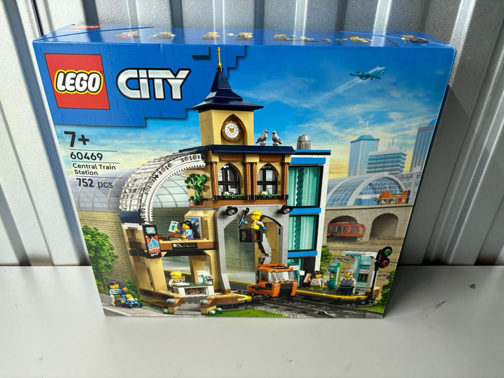 LEGO City Centraal Treinstation 60469 - Nieuw in doos, Kinderen en Baby's, City, Lego, Nieuw, Ophalen of Verzenden
