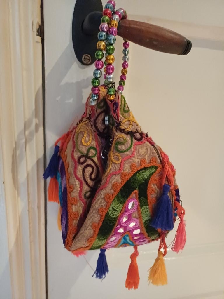 Boho tasje 1 keer gedragen. Ik verzend niet via post nl, Verzenden, Zo goed als nieuw, Schoudertasje