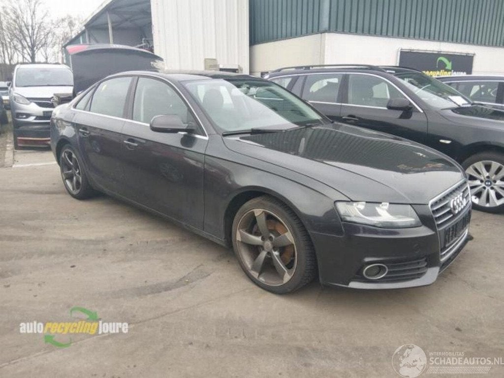 Audi A4 (B8) onderdelen (kleur: LZ7L) donorauto, Auto-onderdelen