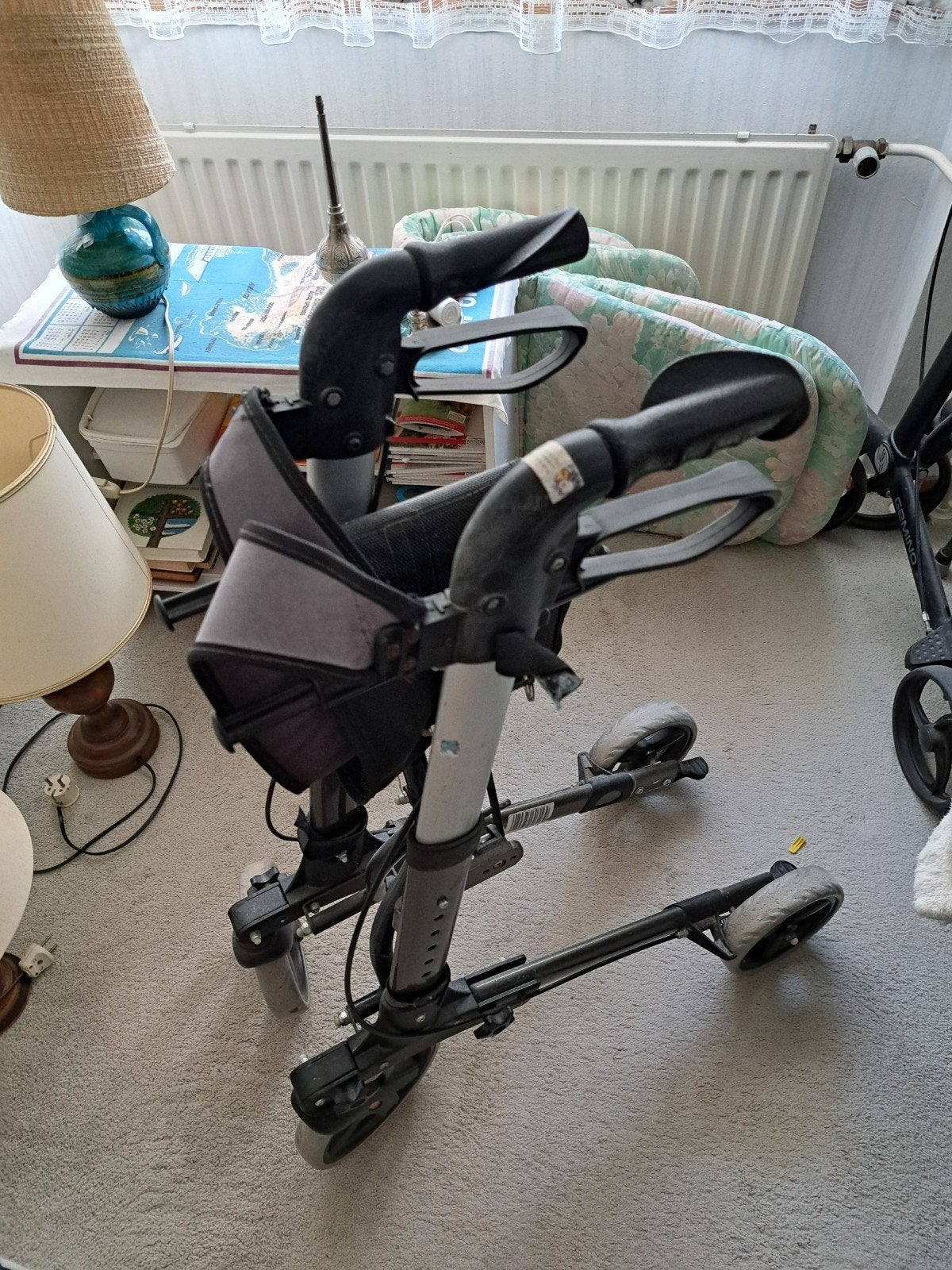 Rollator, Diversen, Rolstoelen, Ophalen, Zo goed als nieuw, Duwrolstoel