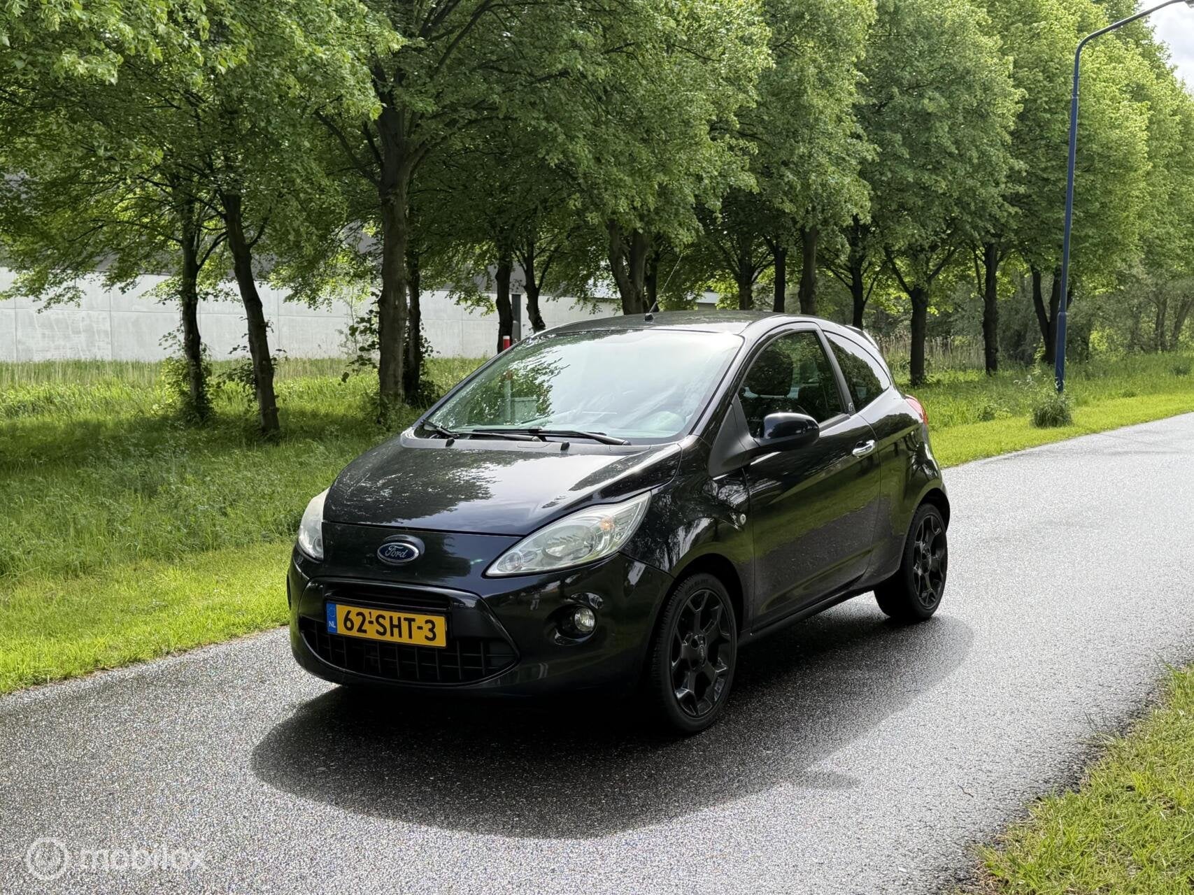 Ford Ka 1.2 Metal start/stop*APK 02/2027*CRUISE CONTROL*GROT, Voorwielaandrijving, Euro 5, Stof, Gebruikt
