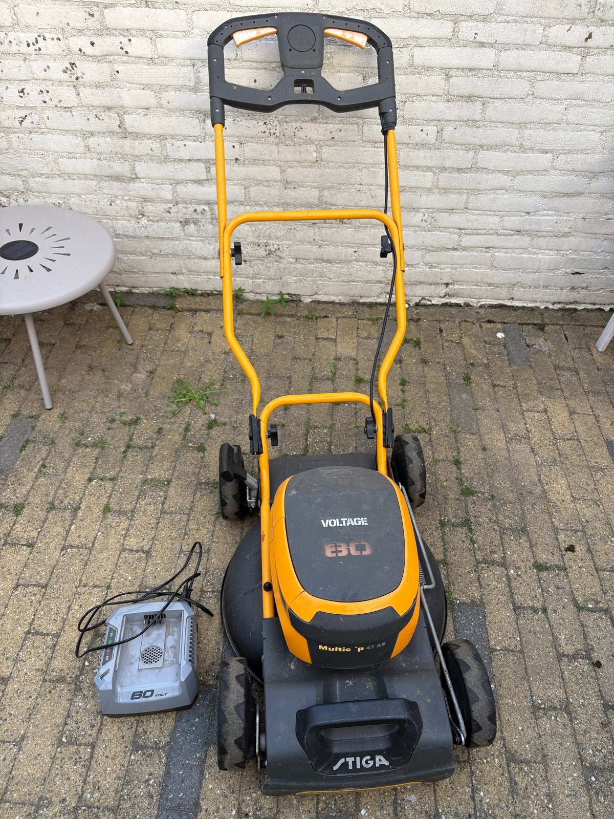 Stiga Multiclip 47 AE Accu Grasmaaier 80V 4.0Ah, Ophalen, Cirkelmaaier, Accu-grasmaaier, Mulchfunctie