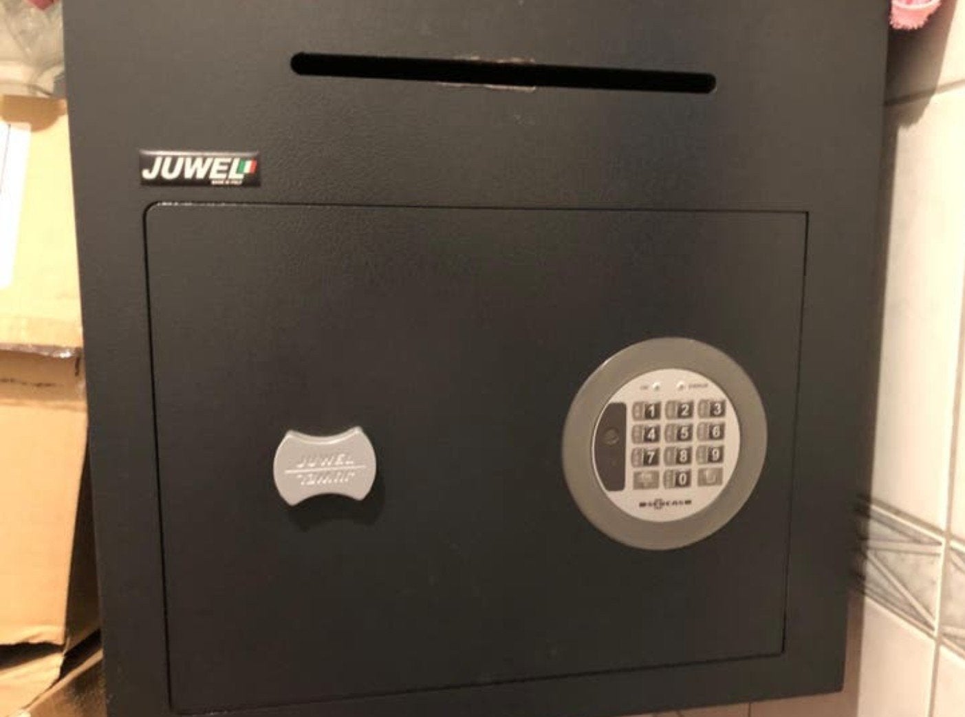 Juwel Kluis met Elektronisch Cijferslot - Zo goes also nieuw, Ophalen, Zo goed als nieuw, Brandkast
