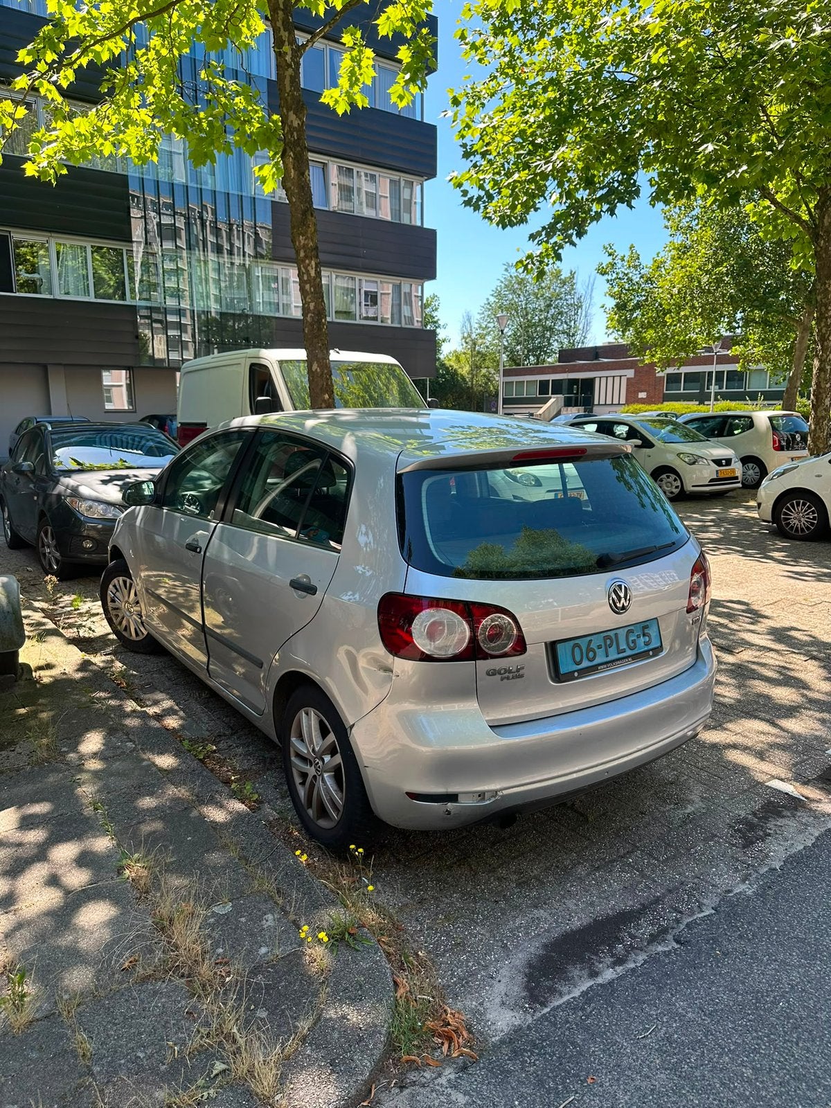 Volkswagen Golf Plus 1.6 TDI 77KW DSG 2011 Grijs, 730 kg, 1367 kg, 4 cilinders, Origineel Nederlands