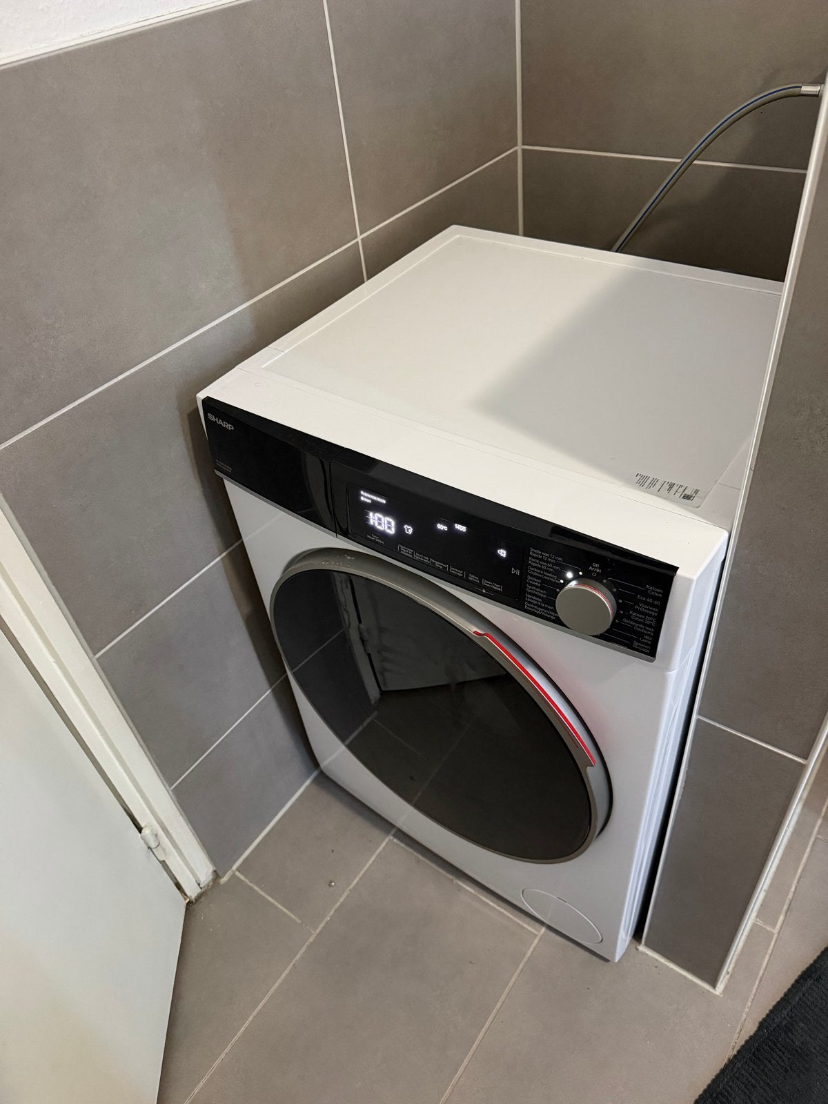 Sharp Voorlader Wasmachine - Zo goed als nieuw, Witgoed en Apparatuur, Ophalen, 1200 tot 1600 toeren, 8 tot 10 kg, Zo goed als nieuw
