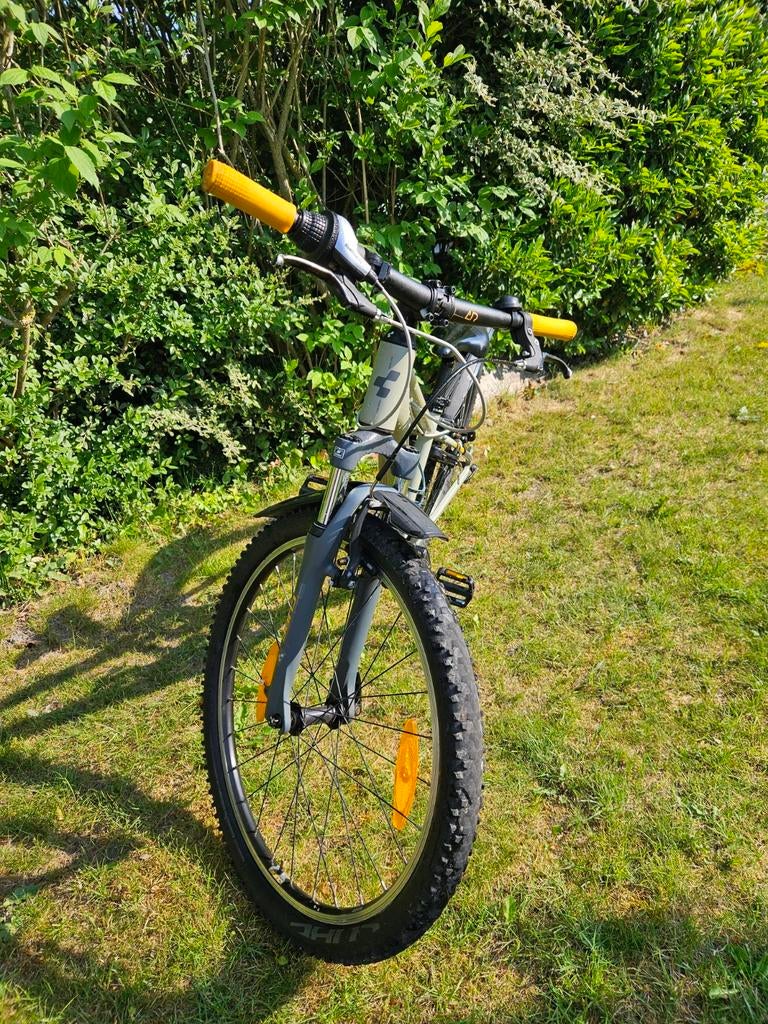 Cube Acid 240 Mountainbike voor kinderen (24 inch), Fietsen en Brommers, Fietsen | Kinderfietsjes, Ophalen, Zo goed als nieuw
