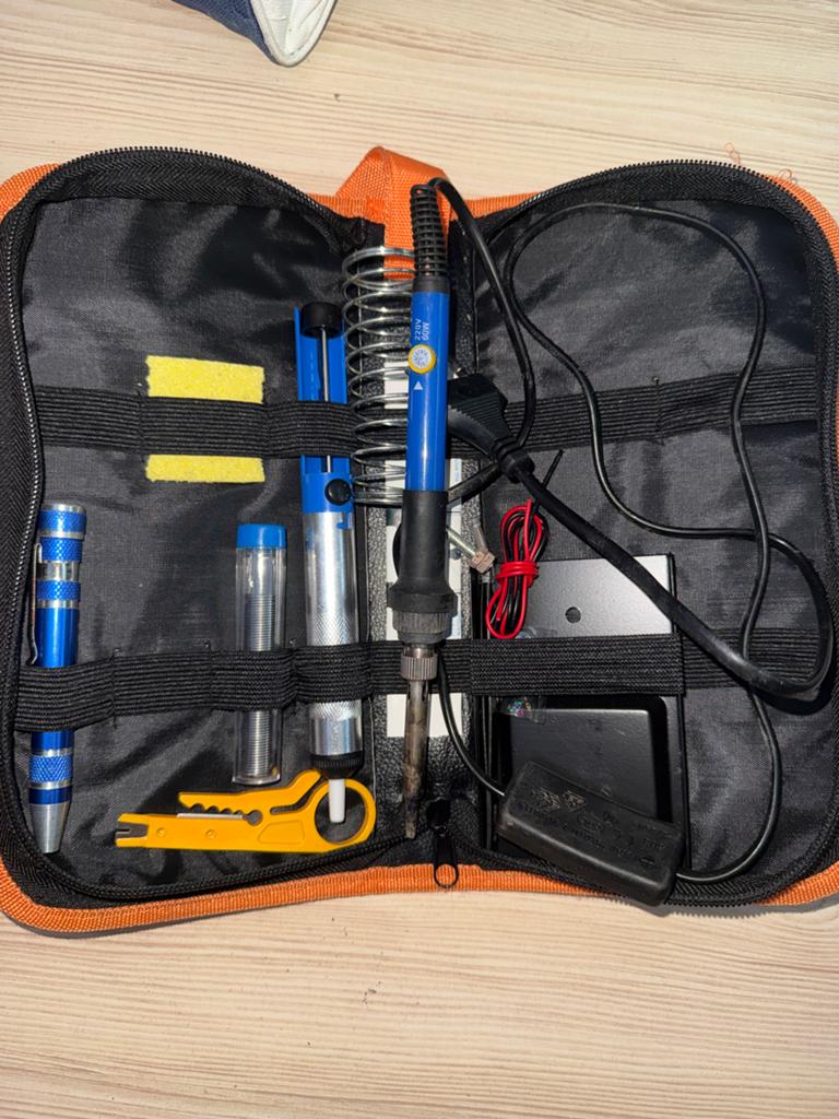 Soldeerbout set in handige opbergtas, Ophalen of Verzenden, Gebruikt