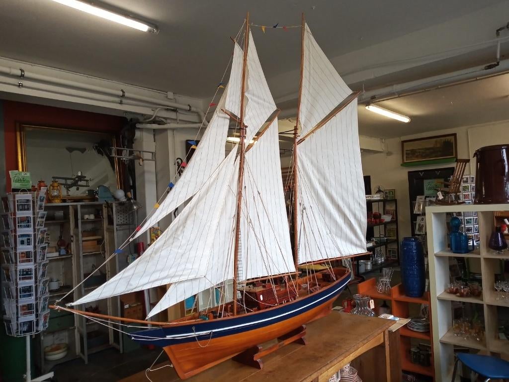Groot modelschip / zeilschip Le Belle Poule, Hobby en Vrije tijd, Modelbouw | Boten en Schepen, Ophalen, Gebruikt, Groter dan 1:32