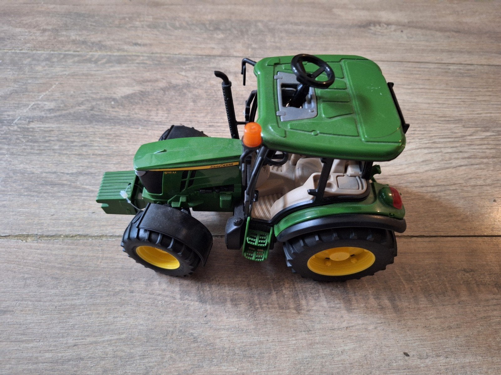 Bruder john deere 5115m, Kinderen en Baby's, Speelgoed | Overig, Ophalen of Verzenden, Zo goed als nieuw