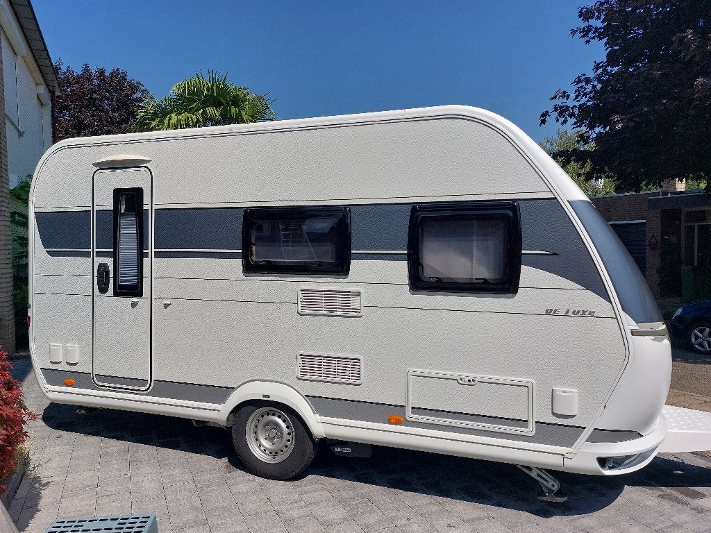 Caravan Hobby De Luxe 440 SF, Hobby, Treinzit, Particulier, 4 tot 5 meter