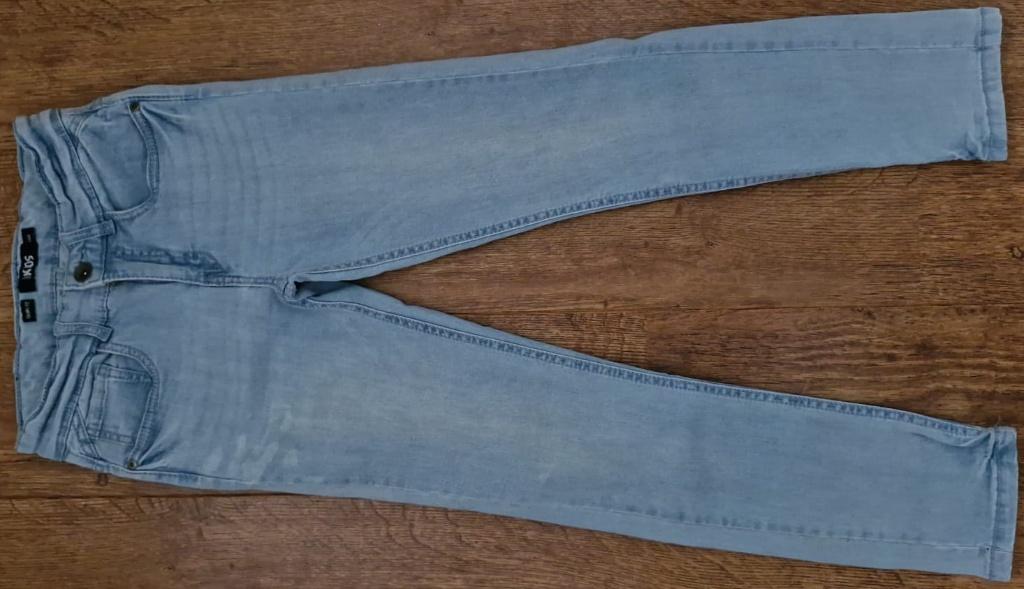 DNM europe kids stretch spijkerbroek (2) - Maat: 146, Ophalen of Verzenden, Zo goed als nieuw, Jongen, Broek