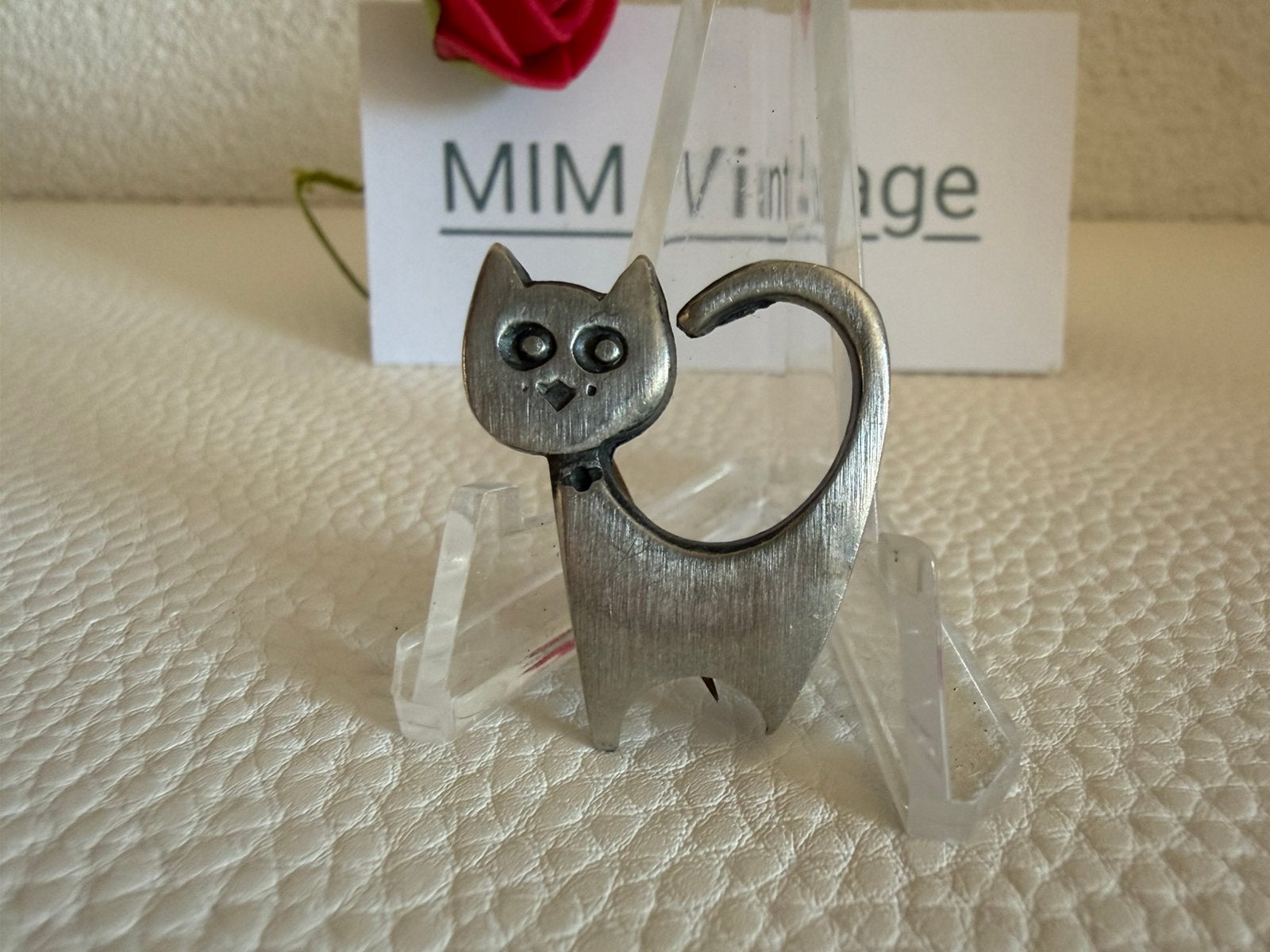 H134/Vintage Tinnen Kat/Poes broche ZWEDEN, Overige materialen, Gebruikt, Verzenden, Minder dan 4 cm