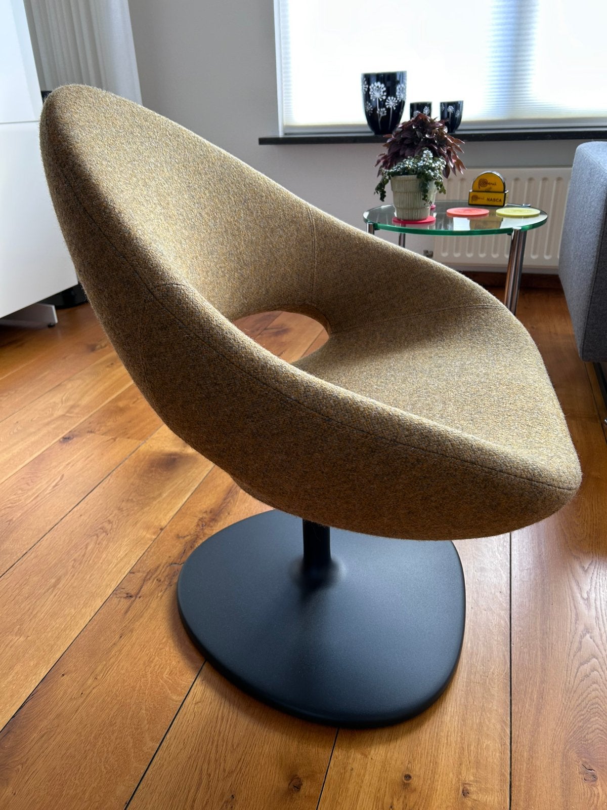 Artifort Draaifauteuil Shark Lounge, 75 tot 100 cm, Ophalen of Verzenden, Zo goed als nieuw, Metaal