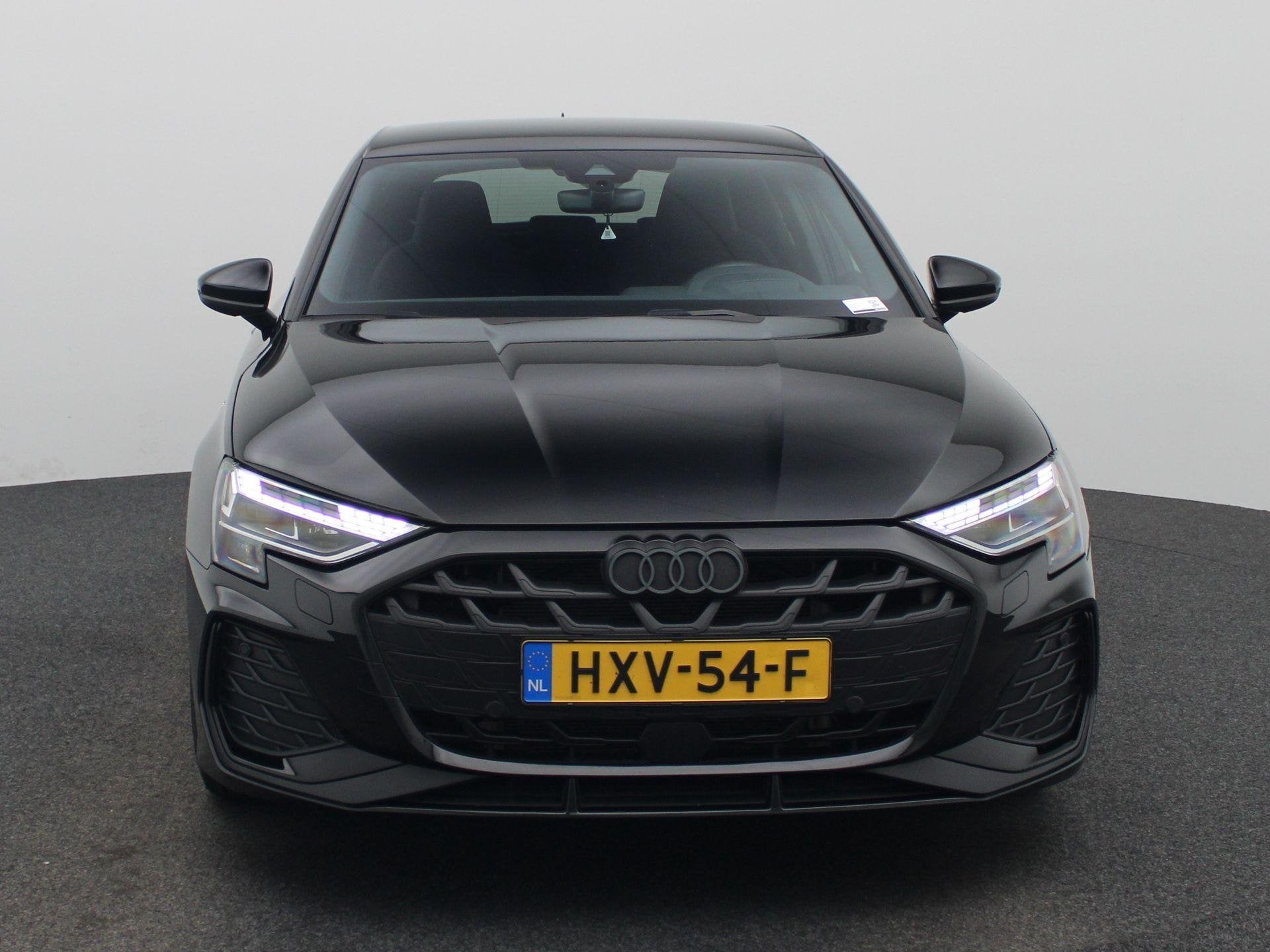 Audi A3 Sportback 40 TFSI e S edition 204 PK | Automaat | Ad, 12 maanden, 4 cilinders, Leder en Stof, Te koop