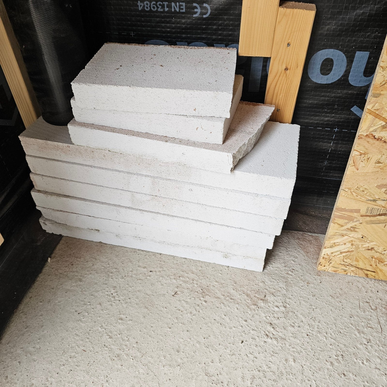 6 Ytong cellenbeton blokken en reststukken 20 x 5 x 60, Doe-het-zelf en Verbouw, Ophalen, Nieuw, Overige typen