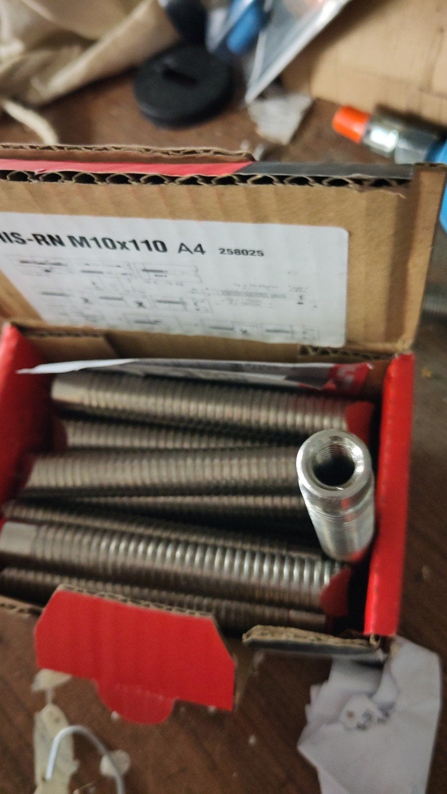 Hilti HIS-RN M10x110 A4 roestvaststalen binnendraadhuls, Ophalen of Verzenden, Nieuw, 100 tot 250 mm