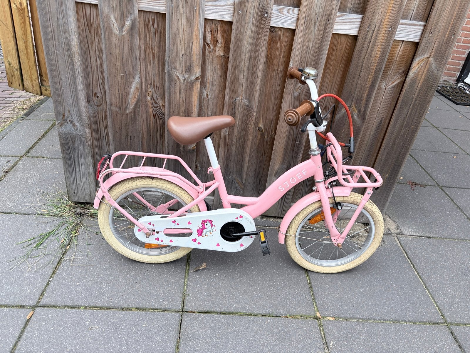 Roze kinderfiets Sjoeff met eenhoorhoorn evt. stoere helm, Ophalen, Gebruikt, Terugtraprem, Minder dan 16 inch