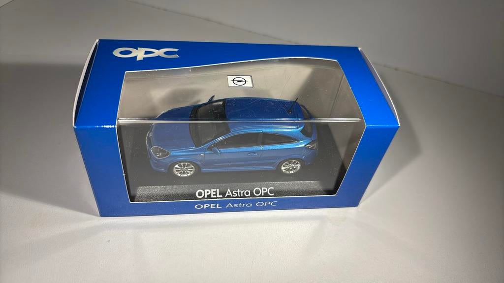 Opel astra opc minichamps 1.43, Hobby en Vrije tijd, Auto, Ophalen of Verzenden, MiniChamps, A