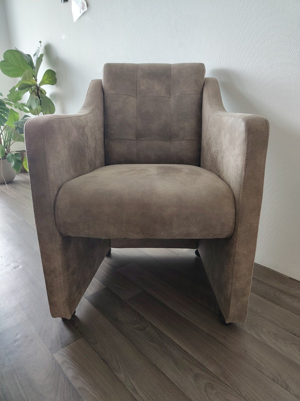 Rollende eetkamerstoelen, Ophalen, Zo goed als nieuw, 75 tot 100 cm