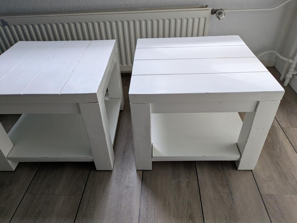 2 witte tafeltjes, Ophalen of Verzenden, Minder dan 55 cm, 45 tot 60 cm