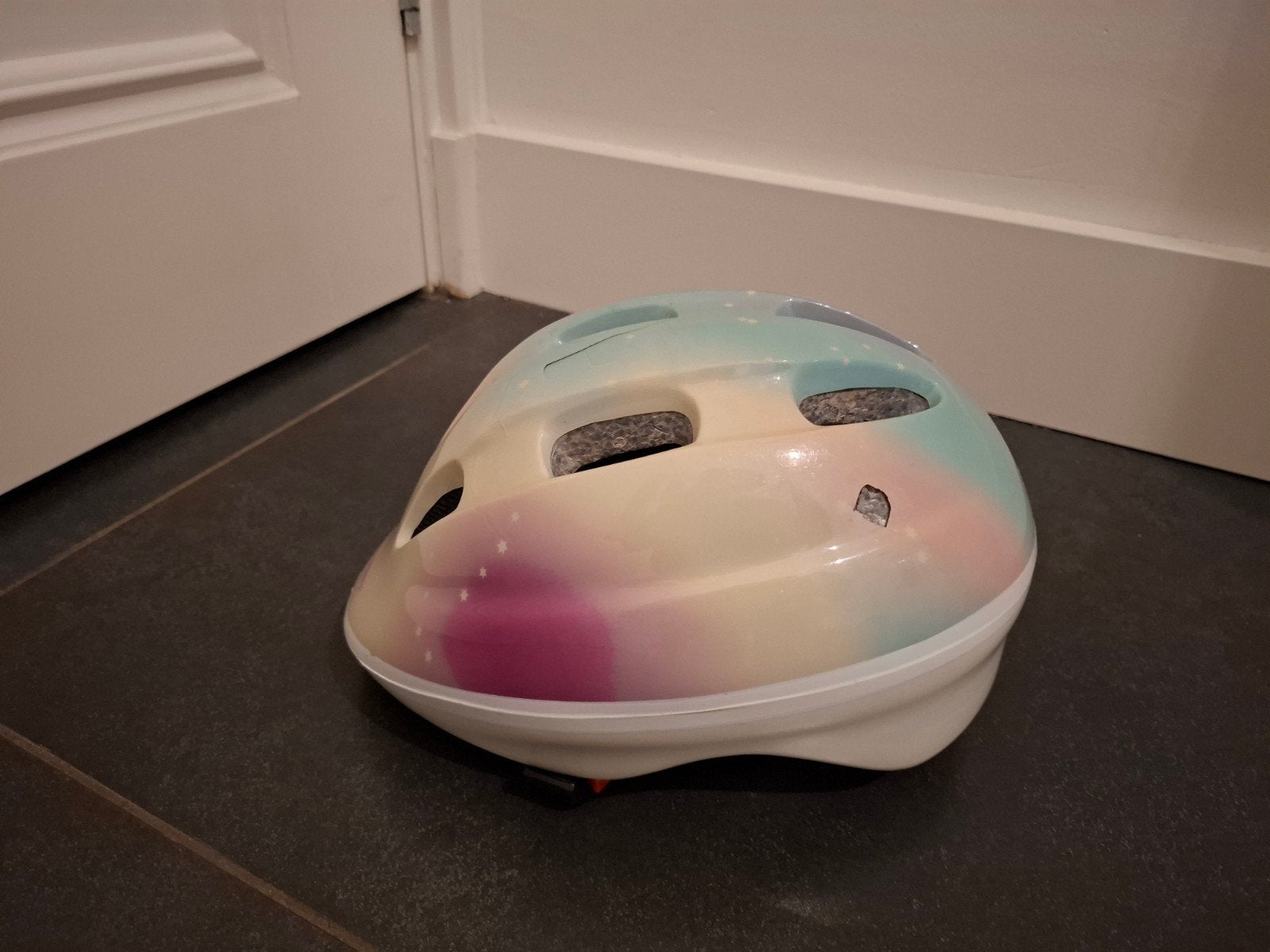 Tempish Raybow fietshelm voor meisjes, maat M, Ophalen, Gebruikt