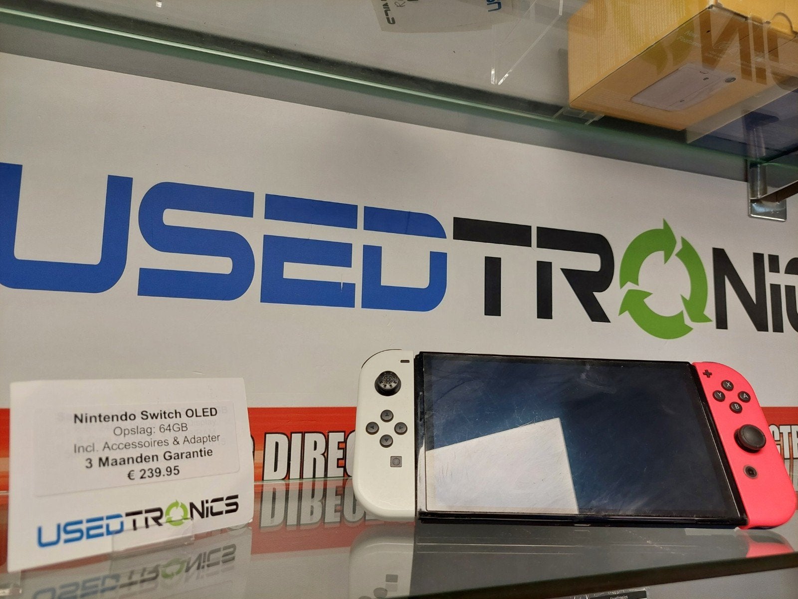 Nintendo Switch OLED - Inclusief oplader en accessoires, Ophalen of Verzenden, Zo goed als nieuw, Met 2 controllers, Switch OLED