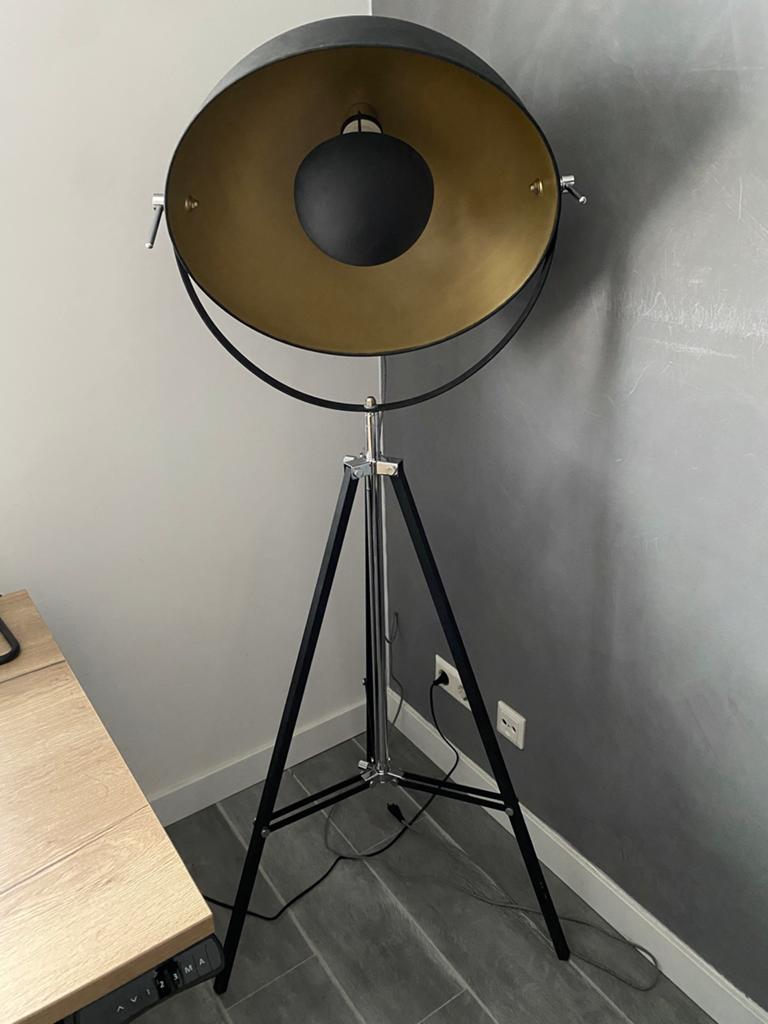 Vloerlamp industrieel hollywood lamp zwart goud, Ophalen, Zo goed als nieuw, 150 tot 200 cm