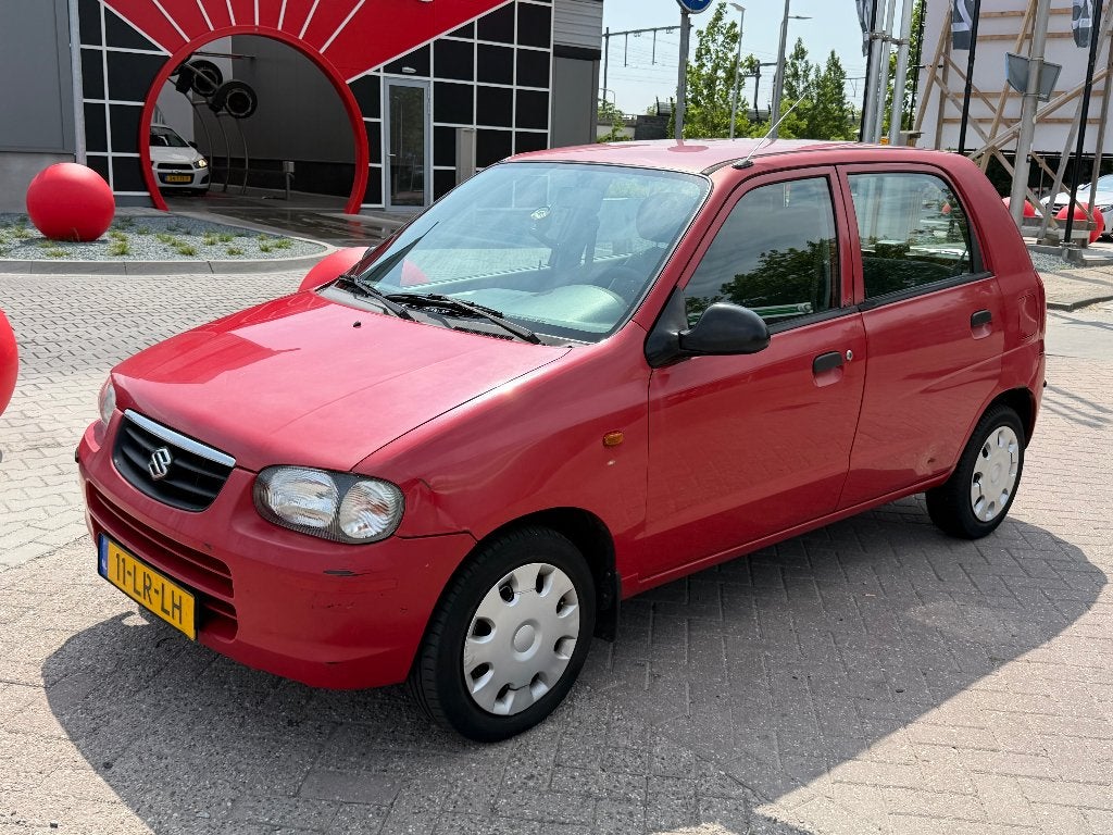 Hoi ik ben Alto! Zuinig 1:20, APK, 145dkm NAP, Rijklaar!, Auto's, Voorwielaandrijving, Stof, 750 kg, 4 cilinders