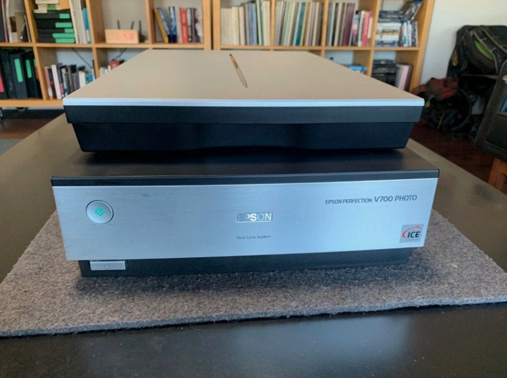 Epson Perfection V700, Ophalen of Verzenden, Zo goed als nieuw, Fotoscanner, Epson