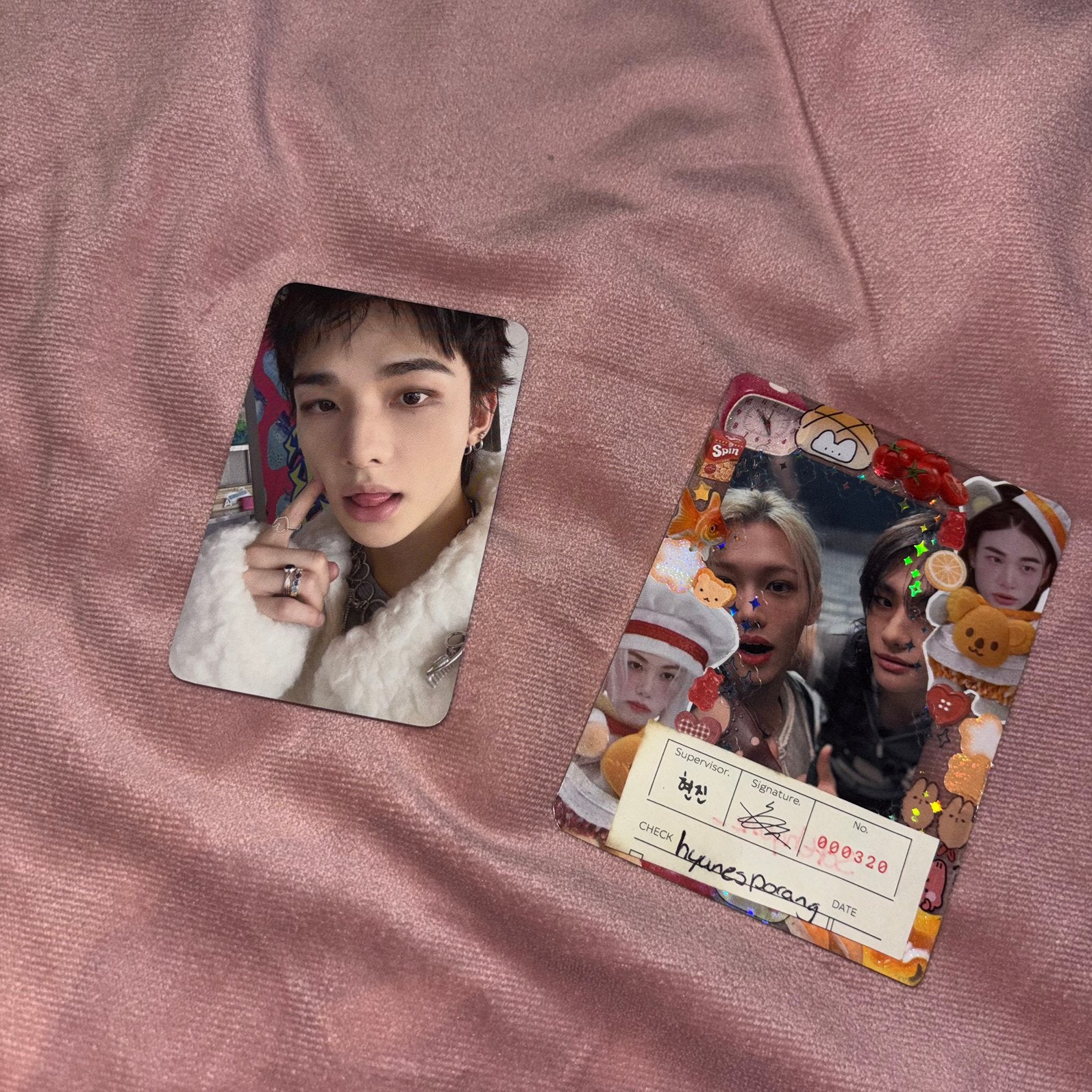 hyunjin 2026 season greetings fans shop, Verzamelen, Muziek, Artiesten en Beroemdheden, Ophalen of Verzenden, Zo goed als nieuw