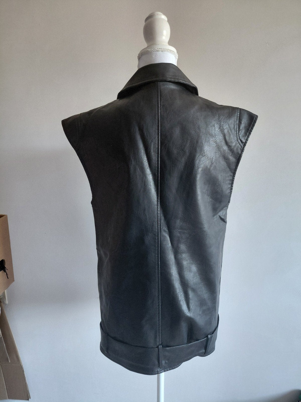 Loavies Zwart  gilet Maat L, Zwart, Ophalen of Verzenden, Jasje, Loavies