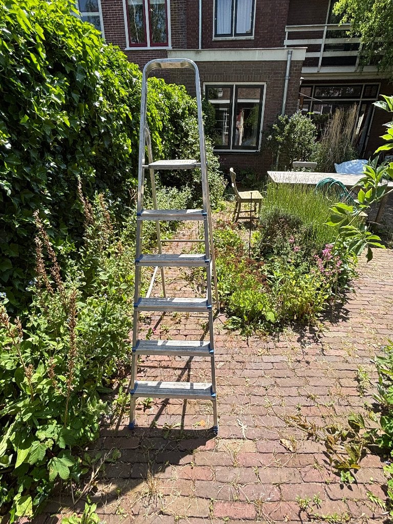 Trap hoog (HST), Doe-het-zelf en Verbouw, Ladders en Trappen, Ophalen, Gebruikt, Minder dan 2 meter