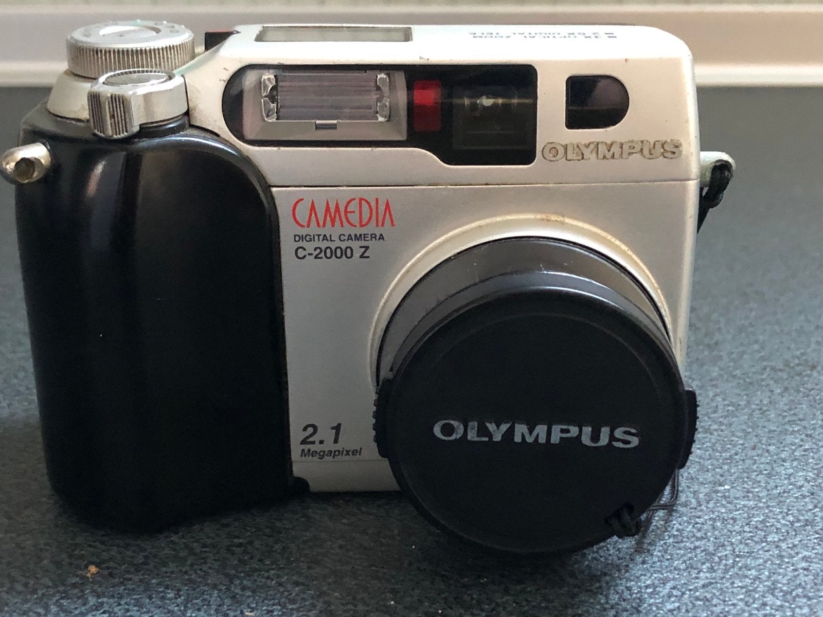 Olympus Camedia C-2000 Z Digitale Camera 2.1 Megapixel, Ophalen of Verzenden, Gebruikt, Olympus