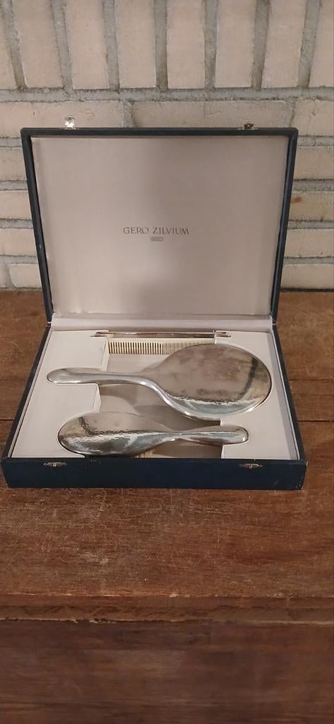 Gero Zilvium Spiegel, Borstel en Kam Set in Doos  € 75,00, Antiek en Kunst, Ophalen, Zilver