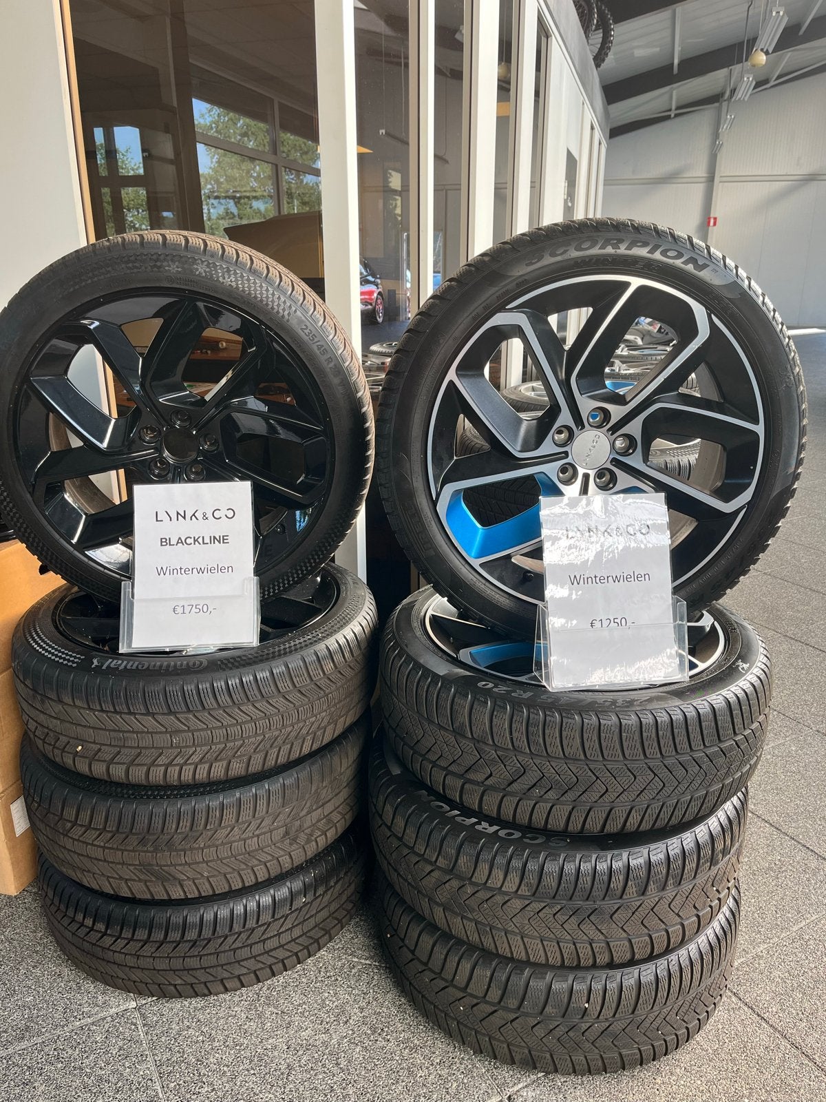 Lynk & Co Winterwielen winterbanden Blackline en Standaard, Auto-onderdelen, Ophalen, Gebruikt, Banden en Velgen, Winterbanden