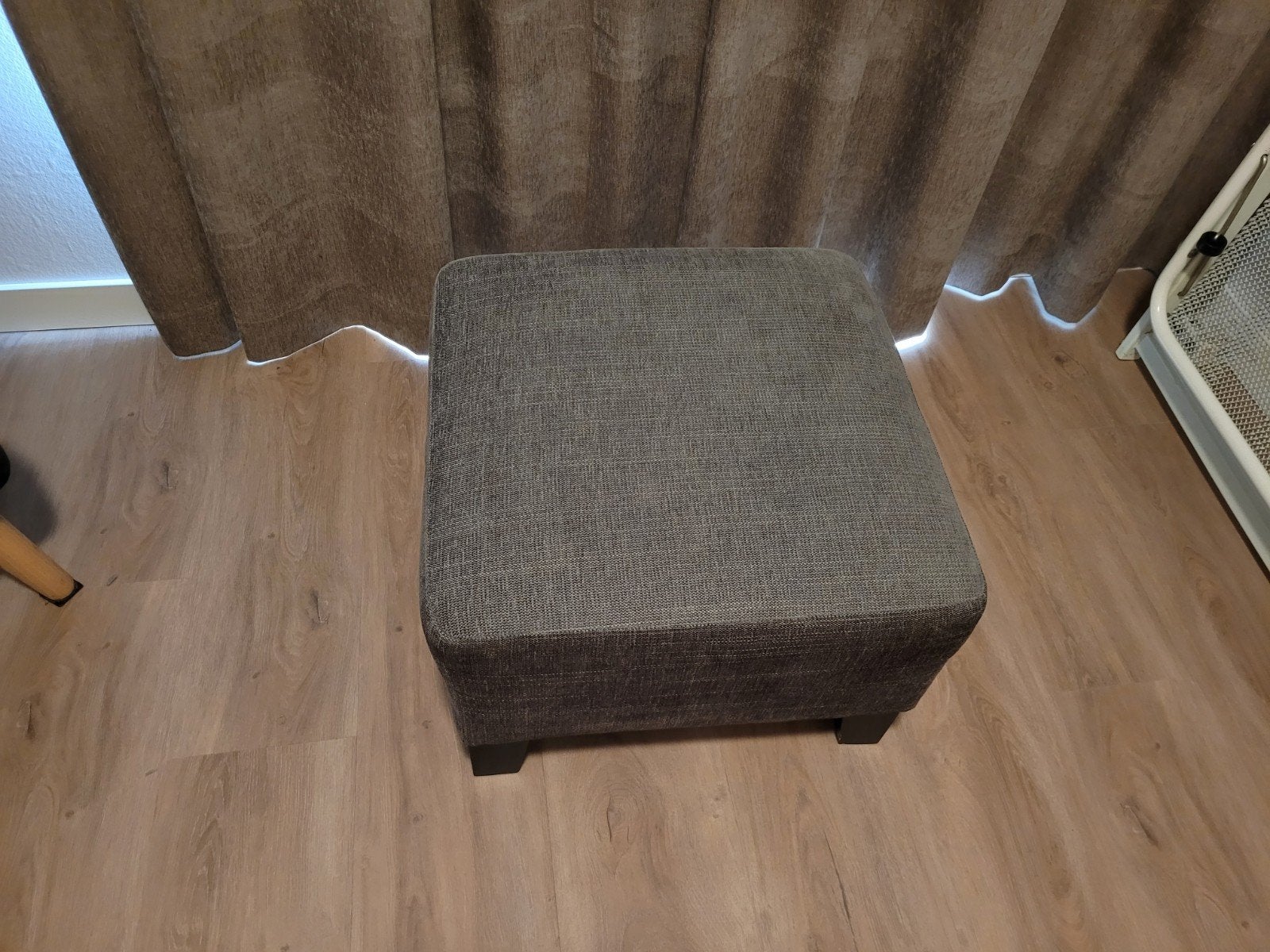 Ikea Kivik Hocker - 60x60x40 cm - Prima staat, Huis en Inrichting, Banken | Voetenbanken en Poefen, Ophalen