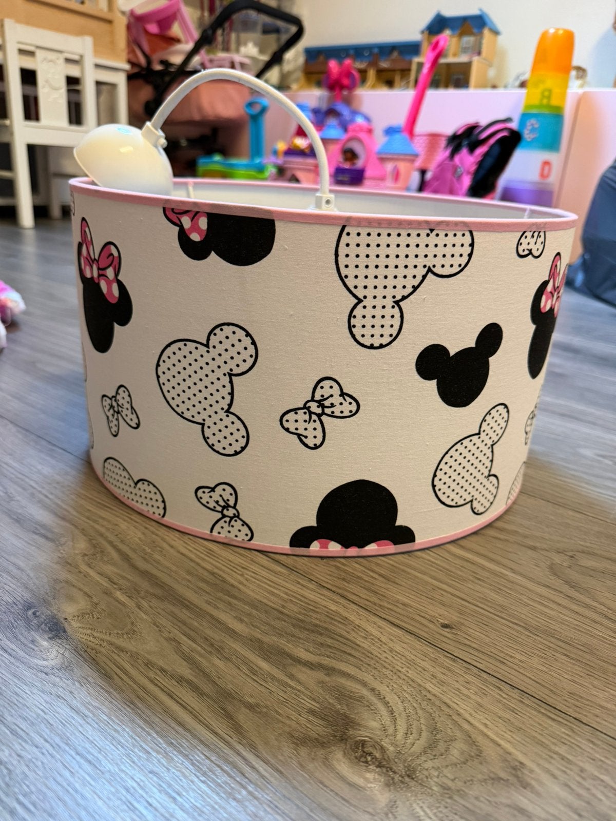 Minnie mouse plafondlamp, Huis en Inrichting, Lampen | Lampenkappen, Ophalen, Zo goed als nieuw, Roze, Plafondlamp