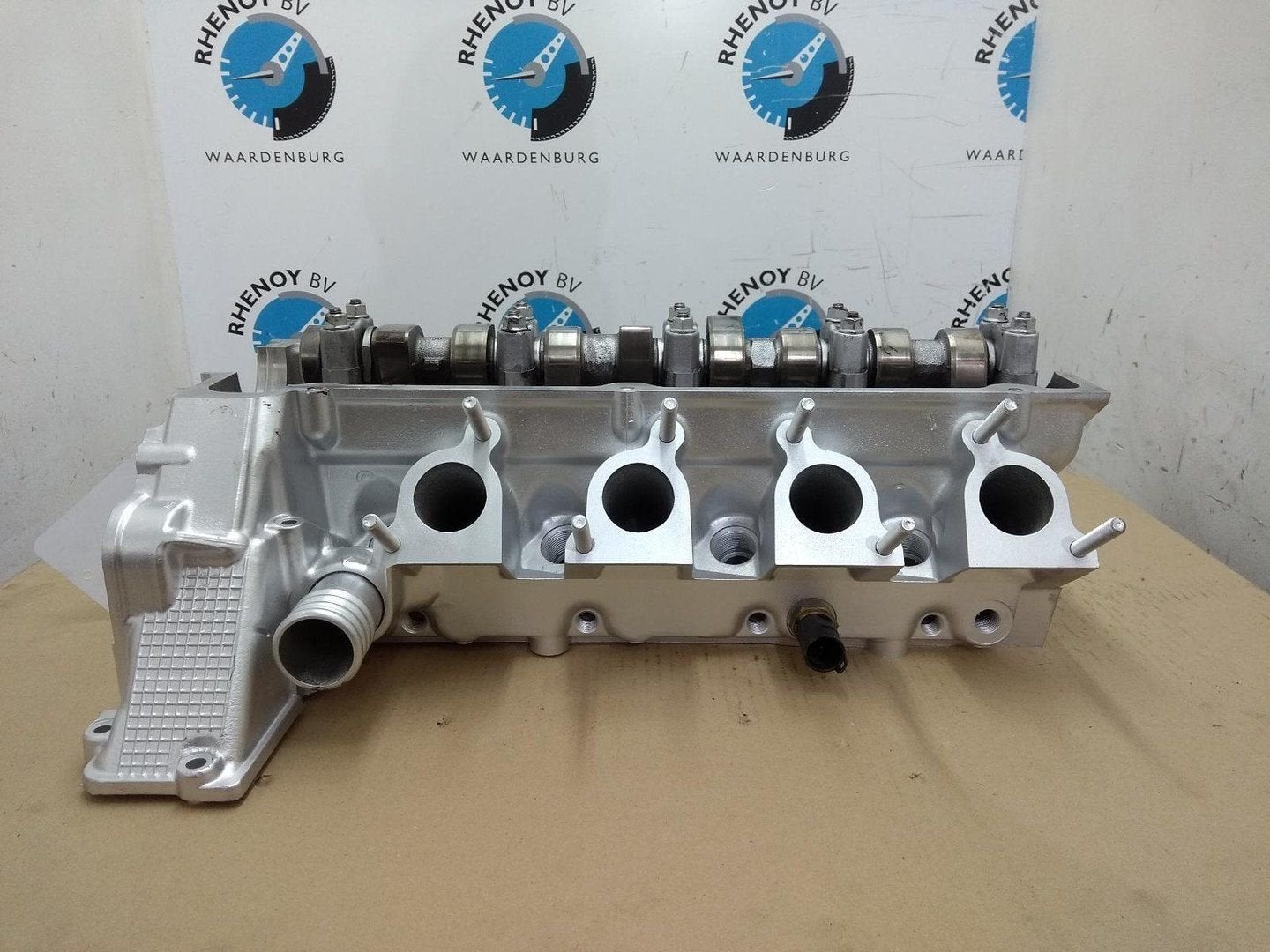 BMW 3 SERIES CILINDERKOP 1996, Ophalen of Verzenden, Nieuw, Stiba lid