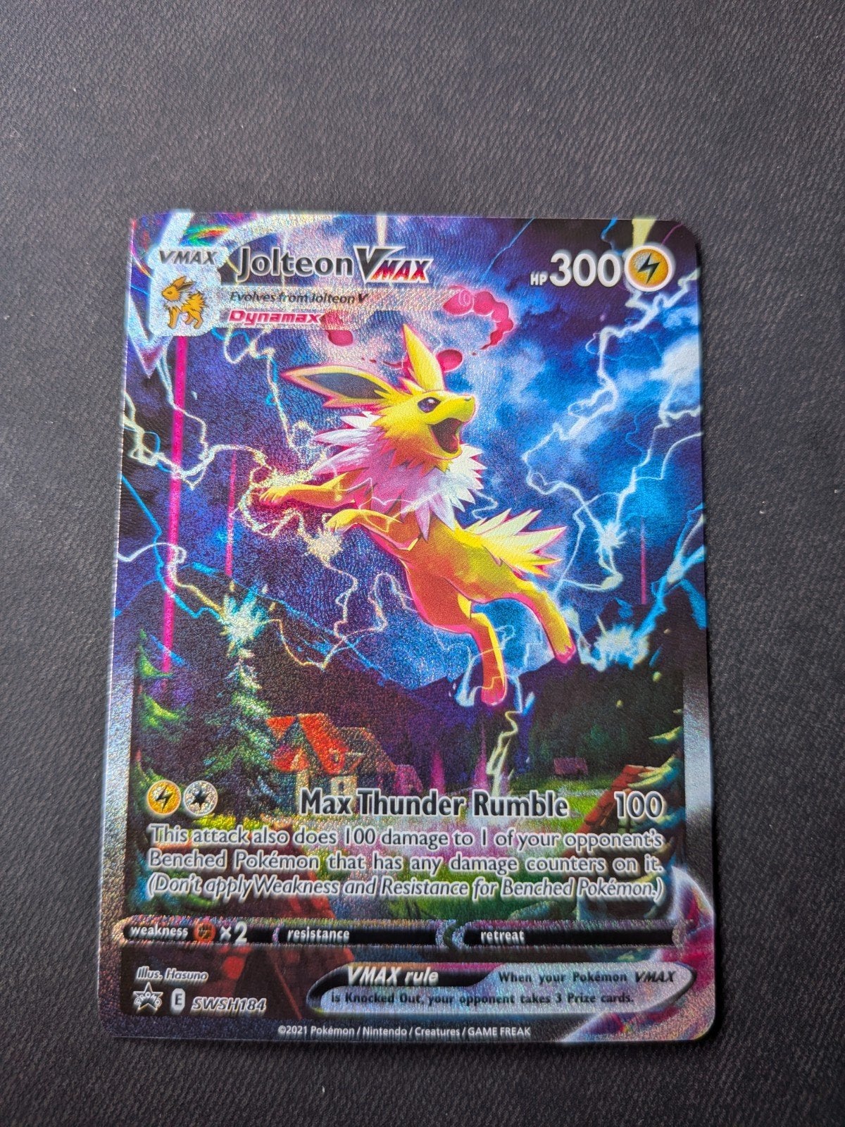 Jolteon VMAX SWSH184 Promo Pokémon Kaart, Ophalen of Verzenden, Zo goed als nieuw, Losse kaart