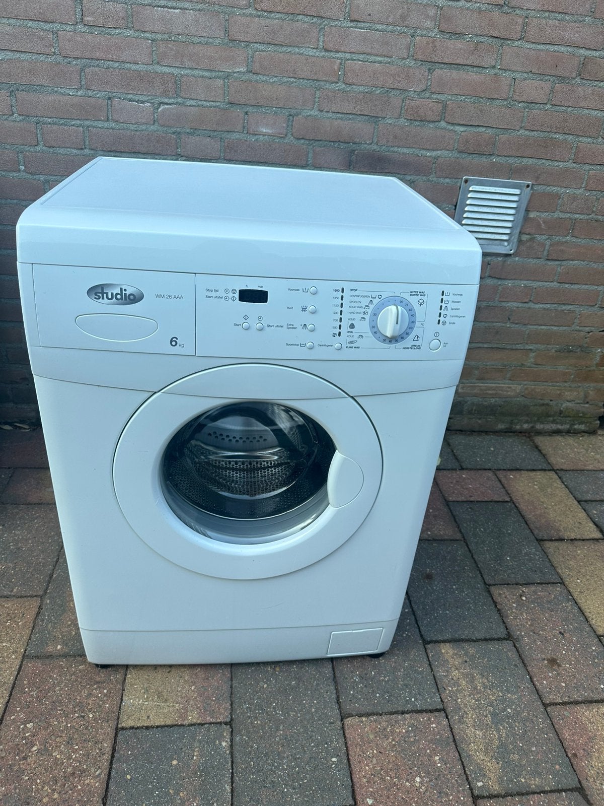 Wasmachine 6KG a+, Ophalen, Zo goed als nieuw, 1200 tot 1600 toeren, 85 tot 90 cm