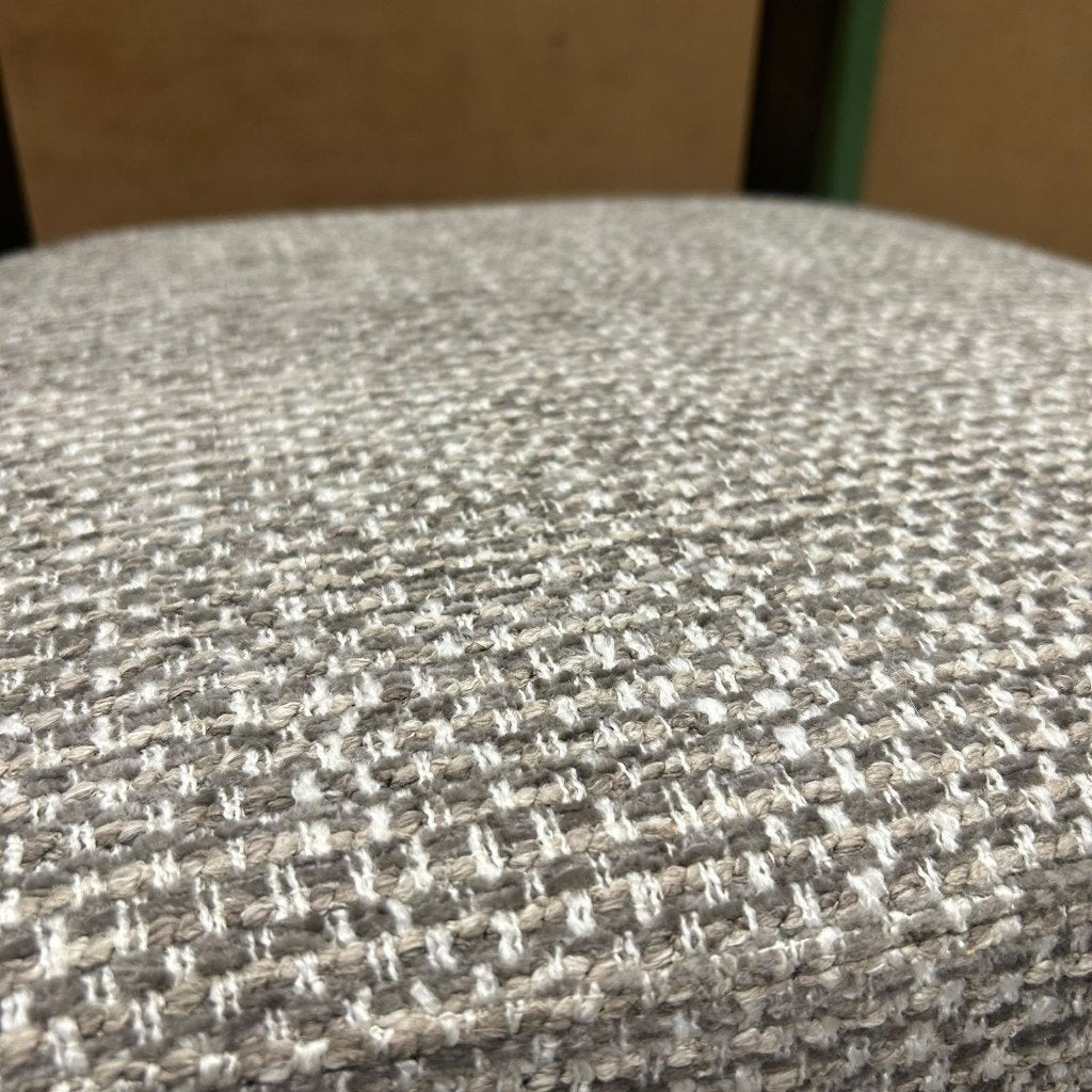 UITVERKOOP: Luxe Grijze Japandi Eetkamerstoel, Huis en Inrichting, Japandi Style, Ophalen of Verzenden, Zo goed als nieuw, Vijf, Zes of meer stoelen