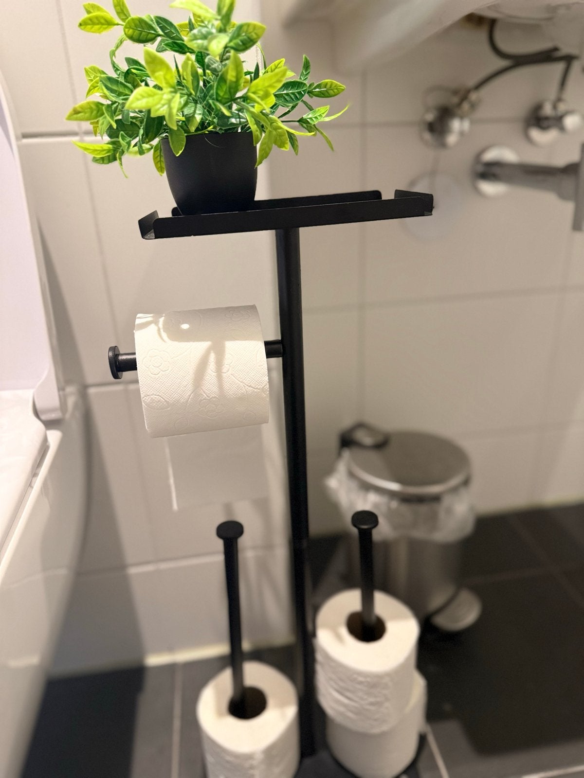 WC rollen houder met plankje - Zwart, zo goed als nieuw, Ophalen of Verzenden, Zo goed als nieuw, Zwart, Toilet-accessoire