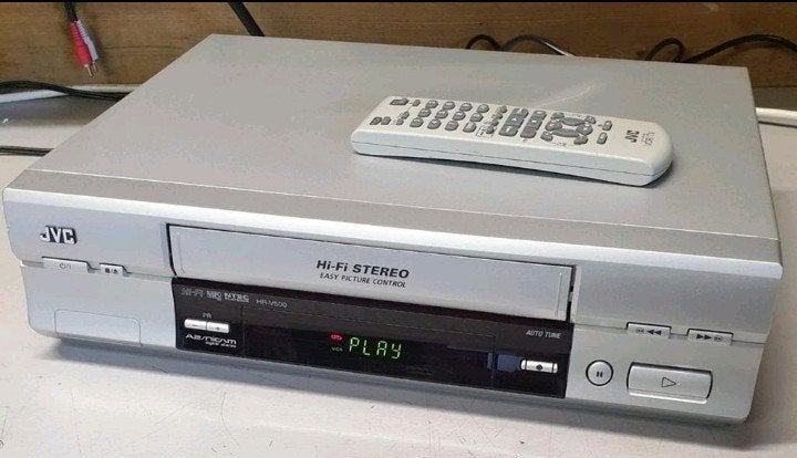 Jvc videorecorder hr-v500  6 koppen + afstandsbediening  nr1, Audio, Tv en Foto, Videospelers, Ophalen of Verzenden