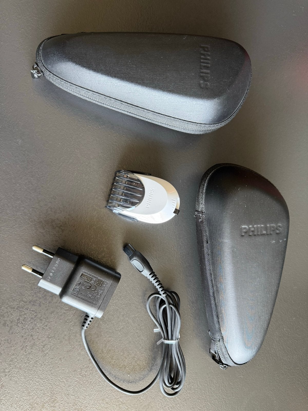 Philips travelcase series 7000 incl. lader en baardrimmer, Witgoed en Apparatuur, Persoonlijke-verzorgingsapparatuur, Ophalen of Verzenden