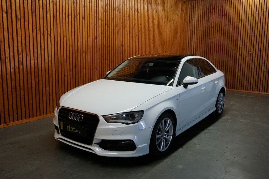 Audi A3 1.4 TFSI ADRENALIN / AIRCO / NAVIGATIE / PANORAMADAK, Auto's, Audi, Automaat, Gebruikt, 4 cilinders, Wit