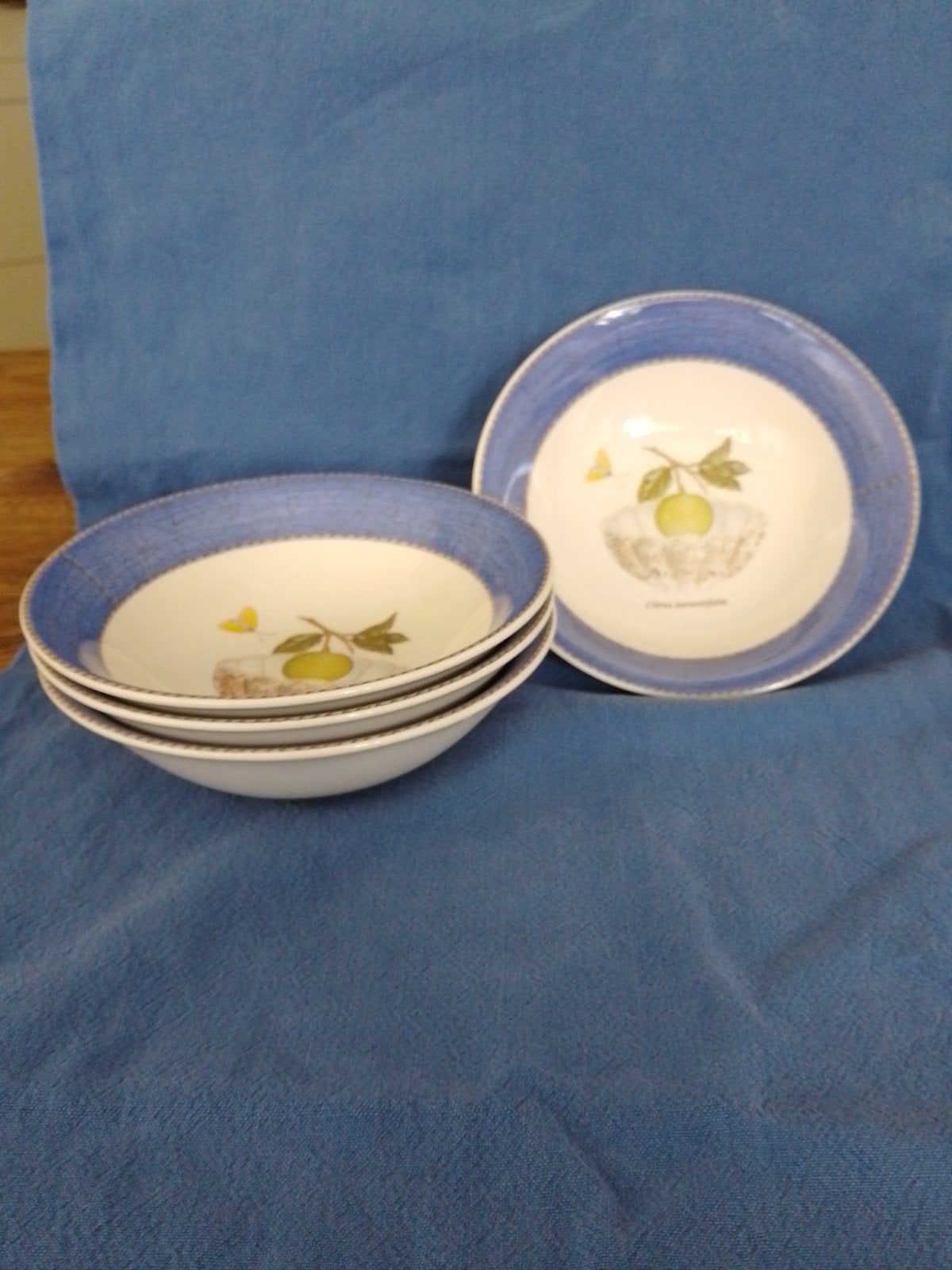Wedgwood Sarah's Garden kommen - Set van 4, Gebruikt, Klassiek, Ophalen of Verzenden, Kom(men)