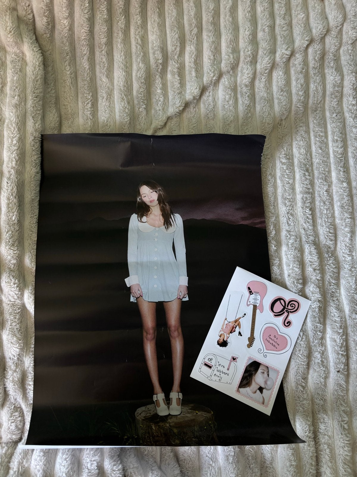 Olivia Rodrigo 'You seem pretty sad for a girl so in love', Rechthoekig Staand, Nieuw, Ophalen of Verzenden, A1 t/m A3