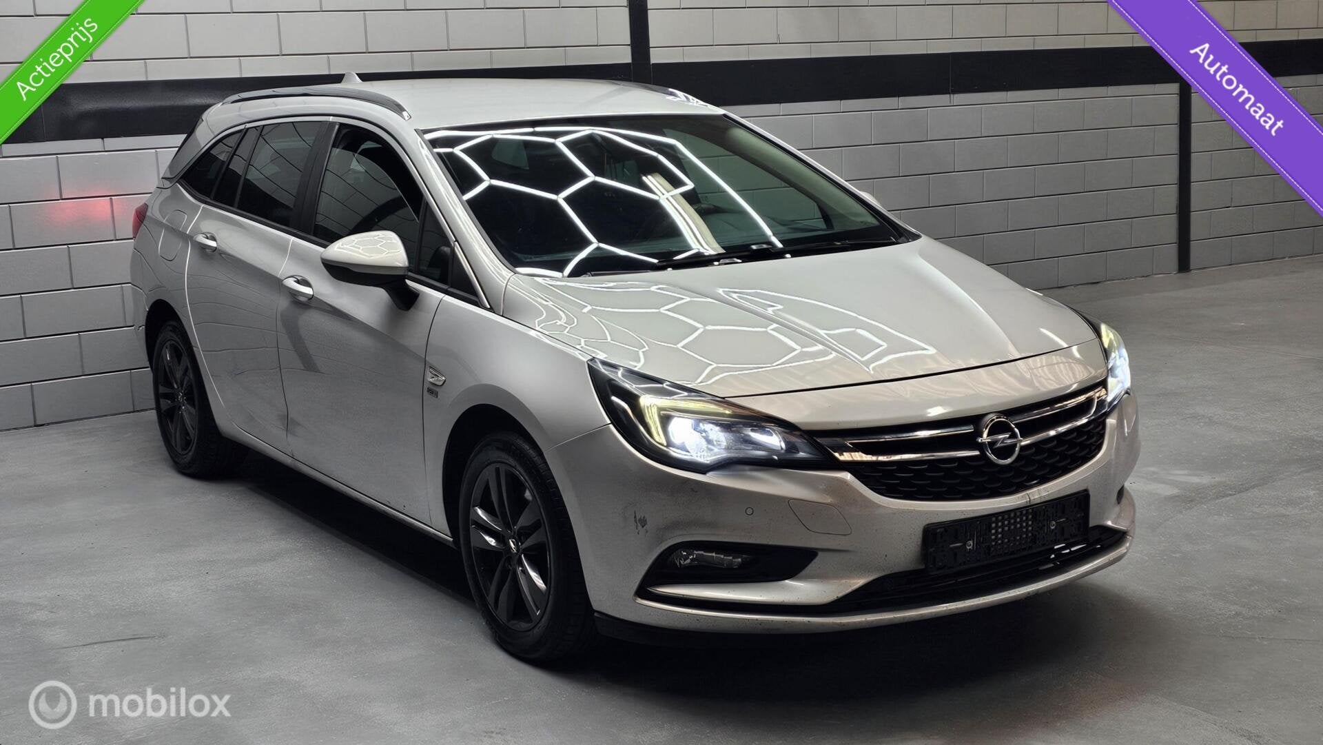 Opel Astra Sports Tourer 1.6 CDTI Automaat Executive Bj 2019, Auto's, 136 pk, Gebruikt, 4 cilinders, Automatische klimaatregeling