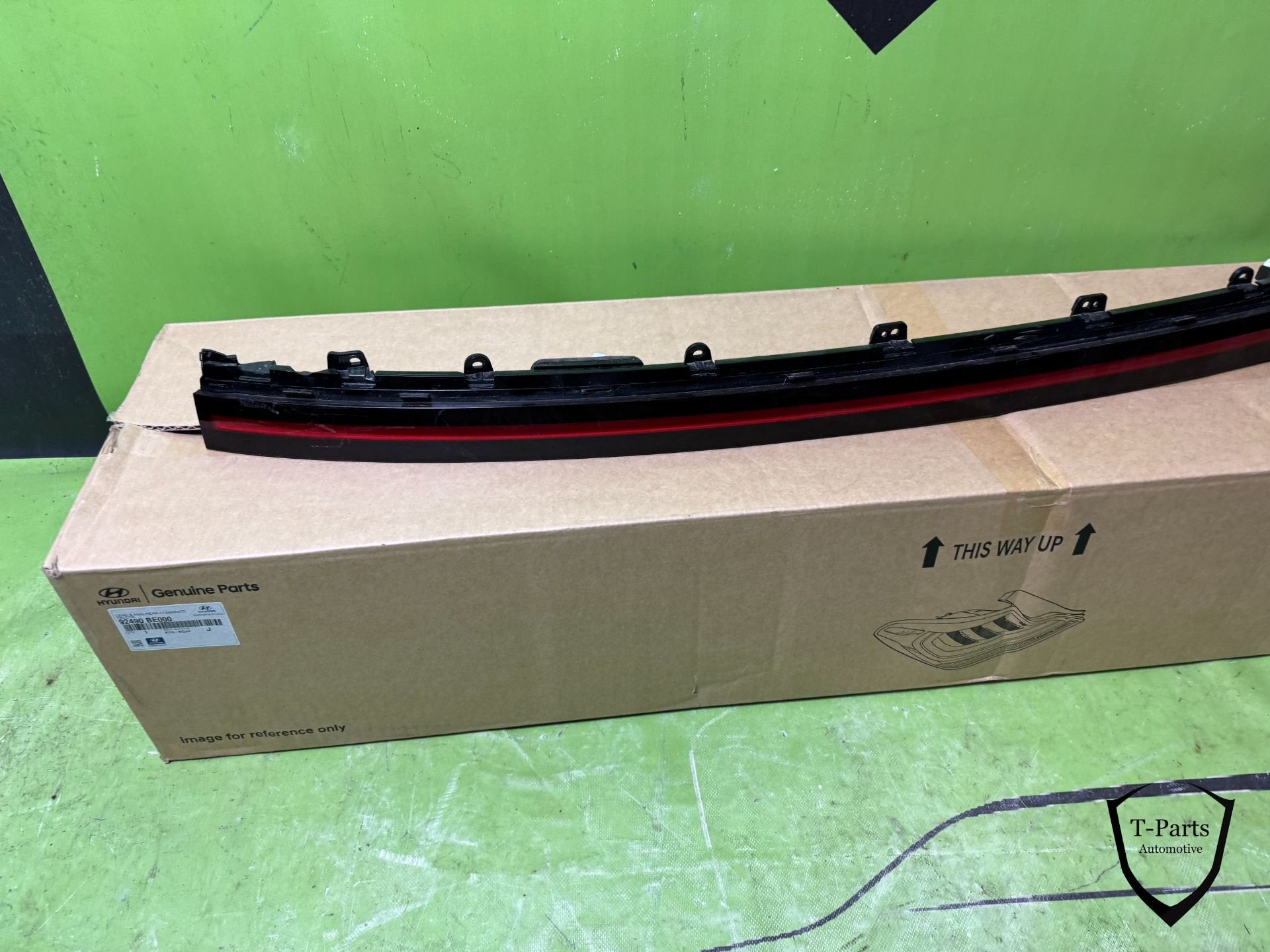 hyundai kona achterlicht balk 92490BE000, Gebruikt, Heolleung-ro 12
06797  Seoul, Ophalen of Verzenden, Info@hyundai.com