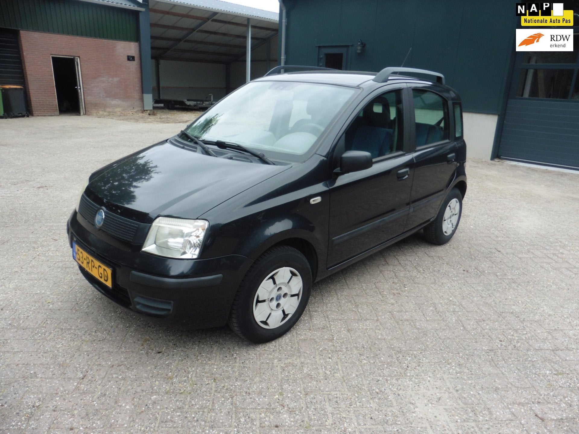Fiat Panda 1.1 Active Plus, Voorwielaandrijving, Stof, 4 stoelen, Zwart